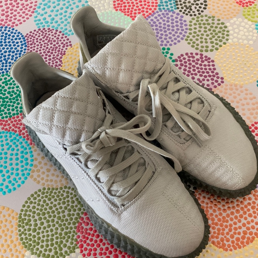 Kamanda by Adidas
